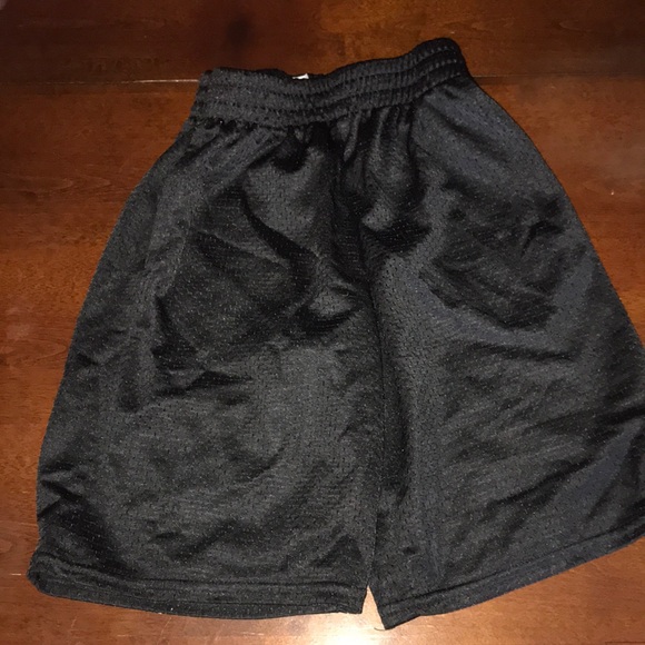 Sport shorts lot of 10 - Picture 3 of 8